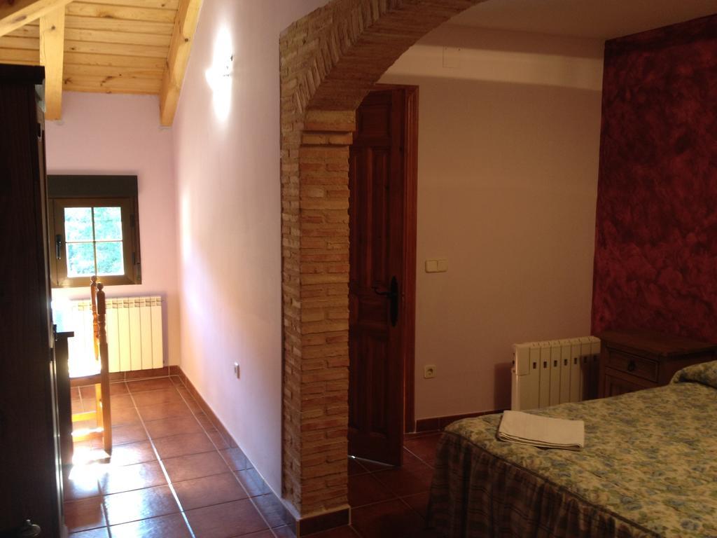 Hospedaje Rural Casa Parri Poveda de la Sierra Zimmer foto